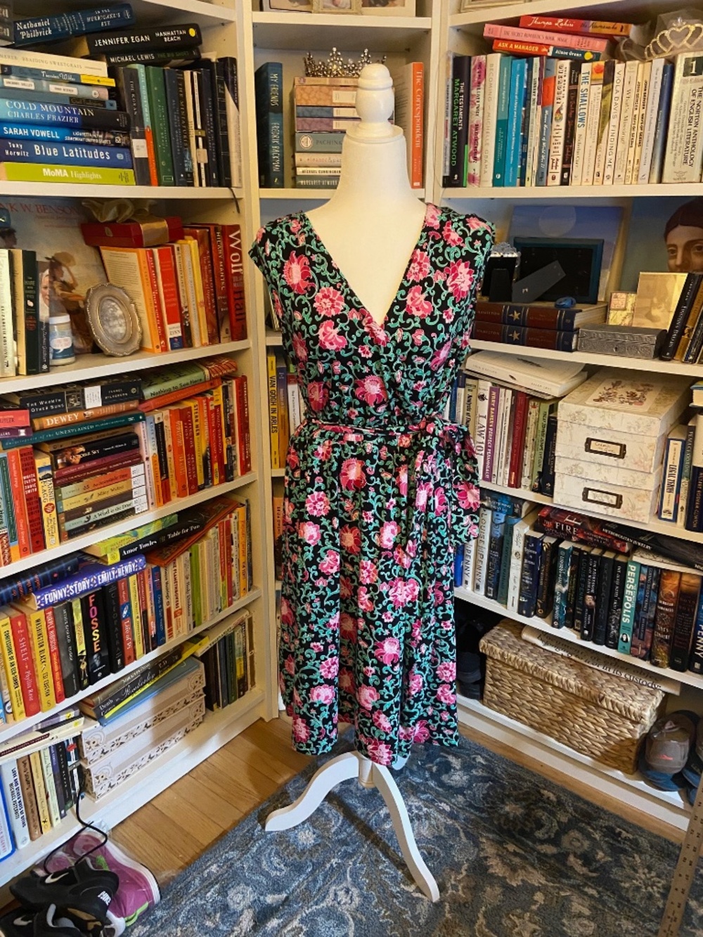 Jones New York Black and Pink Floral Faux Wrap Dress - Size XL
